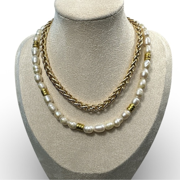 American Eagle Outfitters Gold and Pearl Toned Choker Necklace - Picture 2 of 4